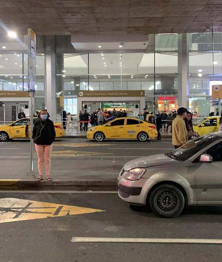 Apartaestudio Cerca Al Aeropuerto Bogotá